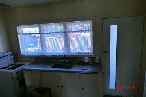 Photo of property in 12 Panama Road, Mount Wellington, Auckland, 1062