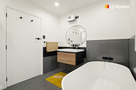 Photo of property in 148 Main South Road, Green Island, Dunedin, 9018