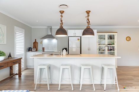 Photo of property in 9 Shearwater Lane, Whitby, Porirua, 5024