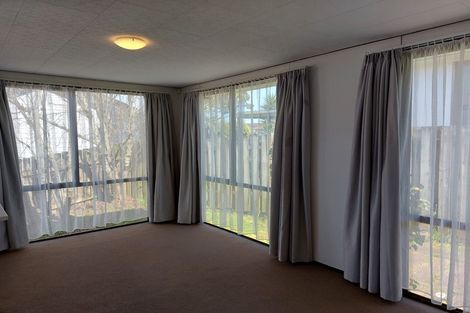 Photo of property in 1 Mona Vale, West Harbour, Auckland, 0618