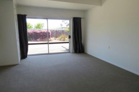 Photo of property in 31 Truby King Street, Merrilands, New Plymouth, 4312