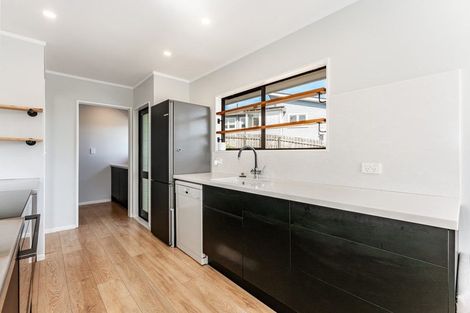 Photo of property in 37 Erris Street, Johnsonville, Wellington, 6037