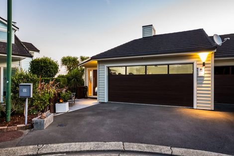 Photo of property in 11 Curnow Way, Kaiwharawhara, Wellington, 6035