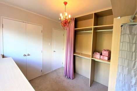 Photo of property in 16 Cherub Place, West Harbour, Auckland, 0618