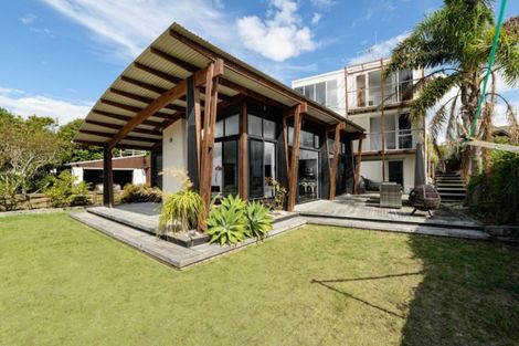 Photo of property in 1225 Papamoa Beach Road, Papamoa Beach, Papamoa, 3118