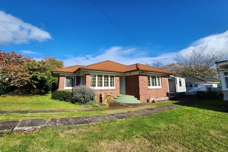 Photo of property in 41 Queensway, Three Kings, Auckland, 1024