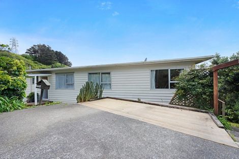 Photo of property in 3 Oldham Way, Crofton Downs, Wellington, 6035