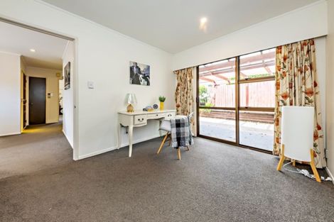 Photo of property in 4 Matuku Place, Papatoetoe, Auckland, 2025