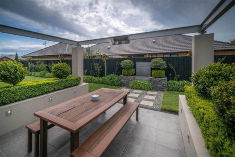 Photo of property in 8 Sovereign Gardens, Halswell, Christchurch, 8025