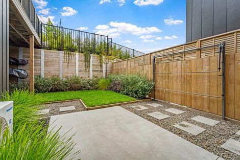 Photo of property in 30a Kukuwai Avenue, Red Beach, 0932