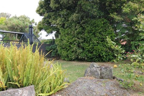 Photo of property in 14 Massey Avenue, Greenlane, Auckland, 1061