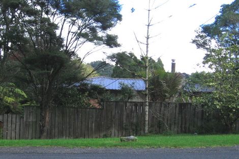 Photo of property in 2 Waima Crescent, Titirangi, Auckland, 0604