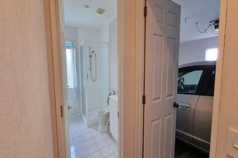 Photo of property in 192a Botany Road, Botany Downs, Auckland, 2010