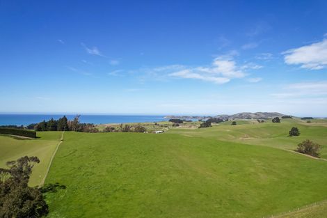 Photo of property in 65 Baghdad Road, Hampden, 9482