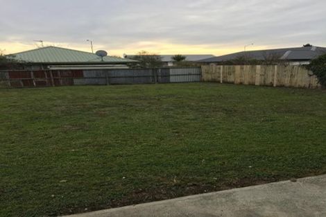 Photo of property in 35 Basingstoke Street, Aranui, Christchurch, 8061