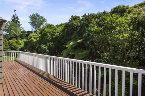 Photo of property in 50 Robbies Road, Shelly Park, Auckland, 2014