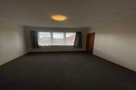 Photo of property in 80a Swanson Road, Henderson, Auckland, 0610