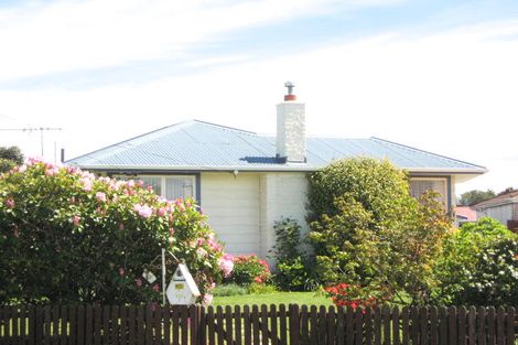 Photo of property in 10 Wingate Street, Redwood, Christchurch, 8051