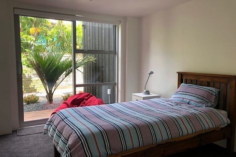 Photo of property in 8b Marama Street, Castor Bay, Auckland, 0620