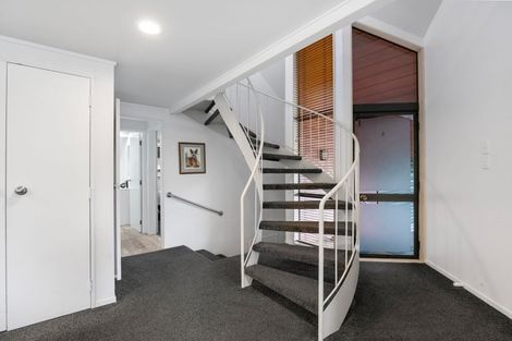 Photo of property in 4 Libra Place, Kawaha Point, Rotorua, 3010