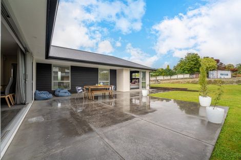 Photo of property in 17 Gordon Street, Weston, Oamaru, 9401