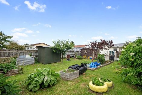 Photo of property in 5 Cargill Street, Levin, 5510