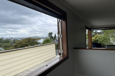 Photo of property in 2/20a Rawene Road, Birkenhead, Auckland, 0626