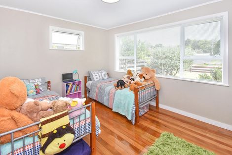 Photo of property in 12 Harper Street, Papakura, 2110