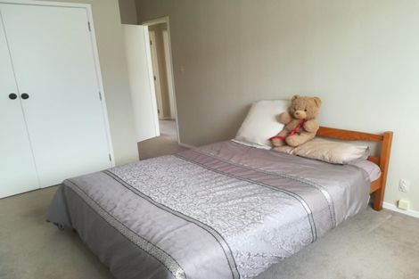 Photo of property in 2/16 Waimai Avenue, Weymouth, Auckland, 2103