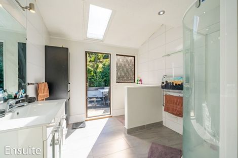 Photo of property in 27 Postgate Drive, Whitby, Porirua, 5024