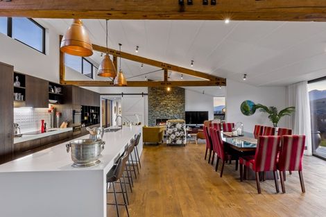 Photo of property in 6 Hayes View Lane, Lake Hayes, Queenstown, 9371