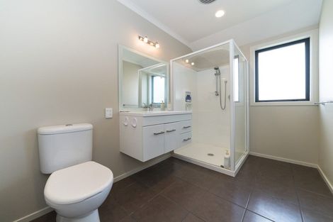 Photo of property in 187a Pacific Drive, Fitzherbert, Palmerston North, 4410