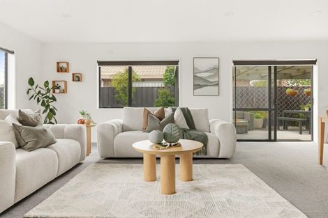 Photo of property in 22 Romana Crescent, Papamoa Beach, Papamoa, 3118