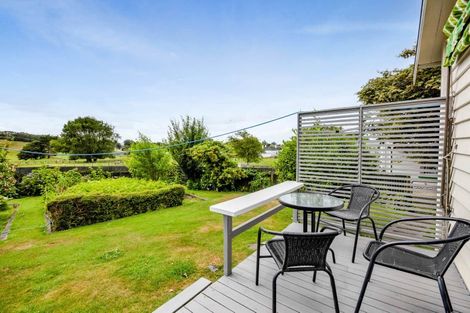 Photo of property in 22 Mills Street, Eltham, 4322