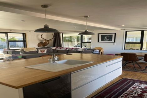 Photo of property in 4 Ruahine Street, Trentham, Upper Hutt, 5018