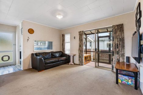 Photo of property in 146 Rata Street, Inglewood, 4330