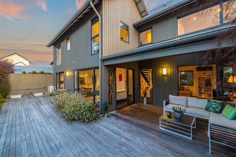 Photo of property in 12 Millpond Place, Parklands, Christchurch, 8083