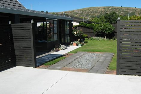 Photo of property in 2/37 Laing Crescent, Heathcote Valley, Christchurch, 8022