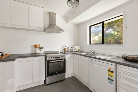 Photo of property in 1/7 Sheridan Terrace, Johnsonville, Wellington, 6037