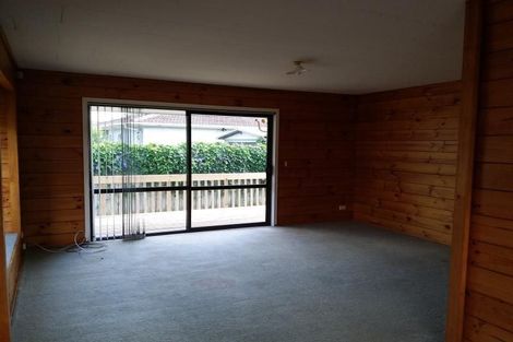 Photo of property in 2/19 Orchard Street, Avondale, Auckland, 1026