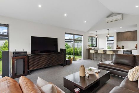 Photo of property in 7 Kiddy Place, Rolleston, 7614