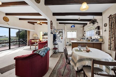 Photo of property in 10 Green Lane, Hawera, 4610