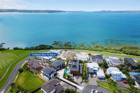 Photo of property in 16 Matau Rise, Te Atatu Peninsula, Auckland, 0610