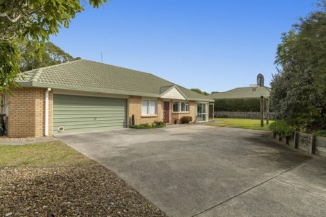 Photo of property in 129 Blake Boulevard, Papamoa Beach, Papamoa, 3118