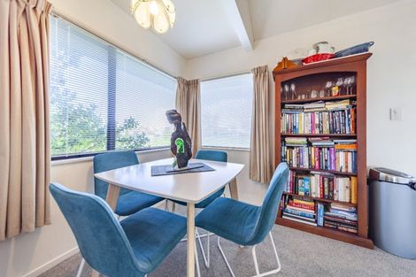 Photo of property in 42 Whiting Crescent, Greenmeadows, Napier, 4112