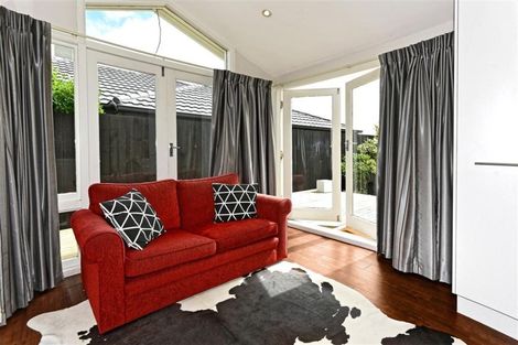 Photo of property in 5 Blair Avenue, Papanui, Christchurch, 8053