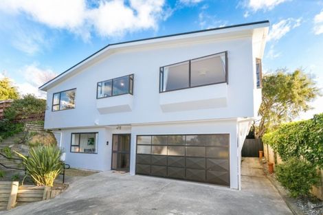 Photo of property in 49 Mana View Road, Paremata, Porirua, 5026
