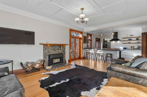 Photo of property in 32 Grandview Crescent, Opoho, Dunedin, 9010