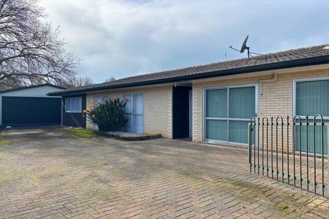 Photo of property in 52 Kurnell Drive, Botany Downs, Auckland, 2010