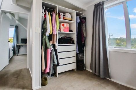 Photo of property in 2/23 Park Road, Glenfield, Auckland, 0629